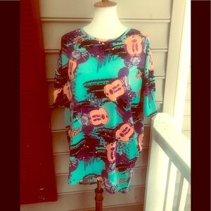 NWOT LuLaRoe Disney Minnie Irma Top M FREE SHIP